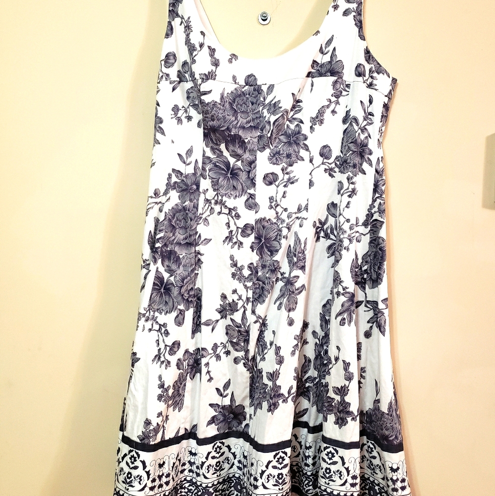 Jones Wear Dress